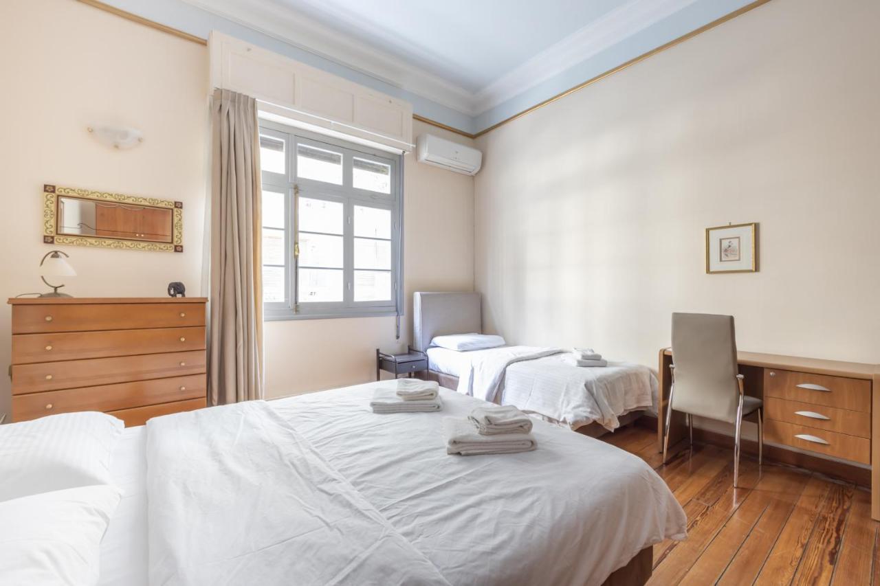 Ideal 4 Bdr Apartment In Plaka For 10! Афіни Екстер'єр фото