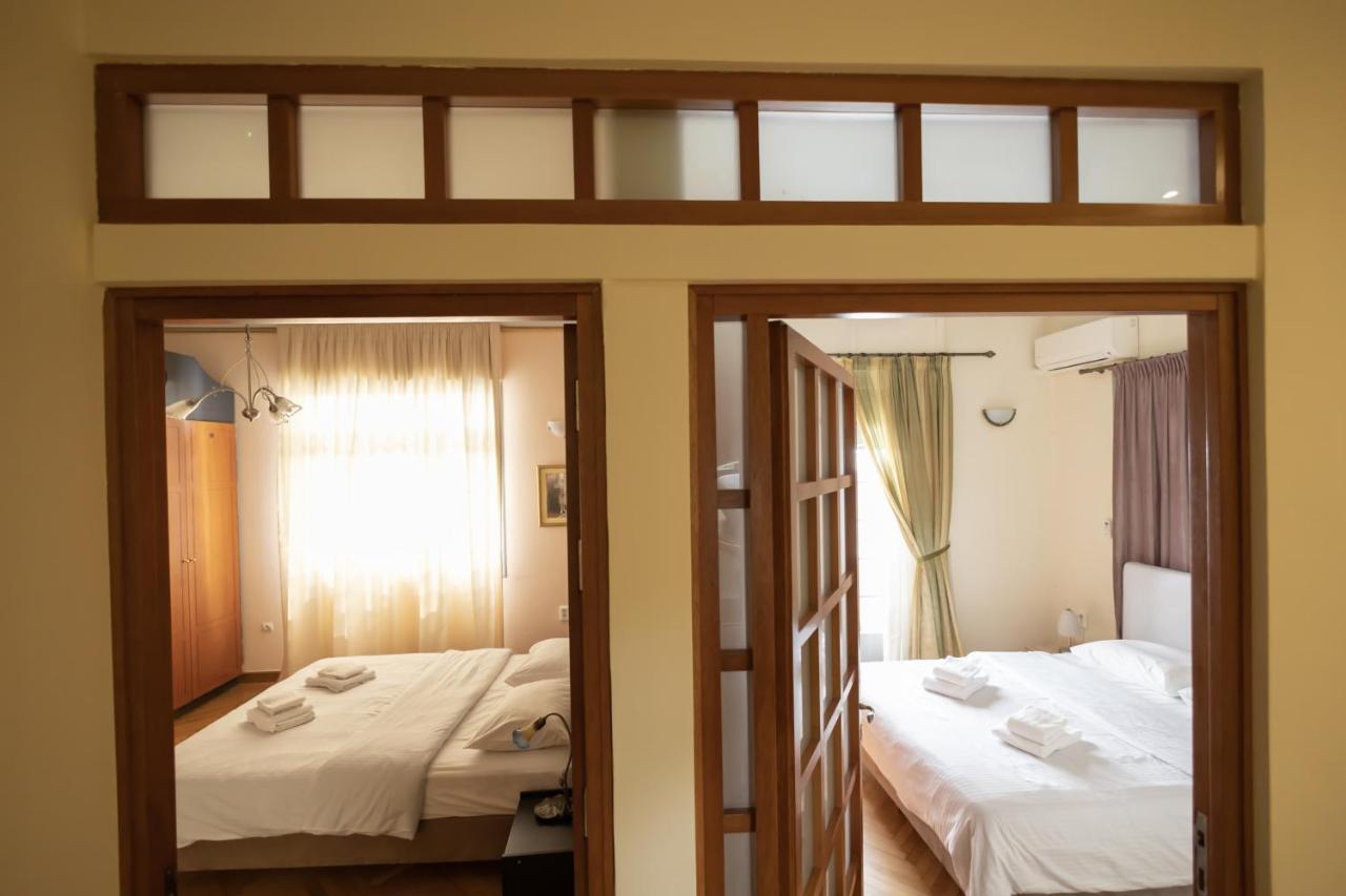 Ideal 4 Bdr Apartment In Plaka For 10! Афіни Екстер'єр фото