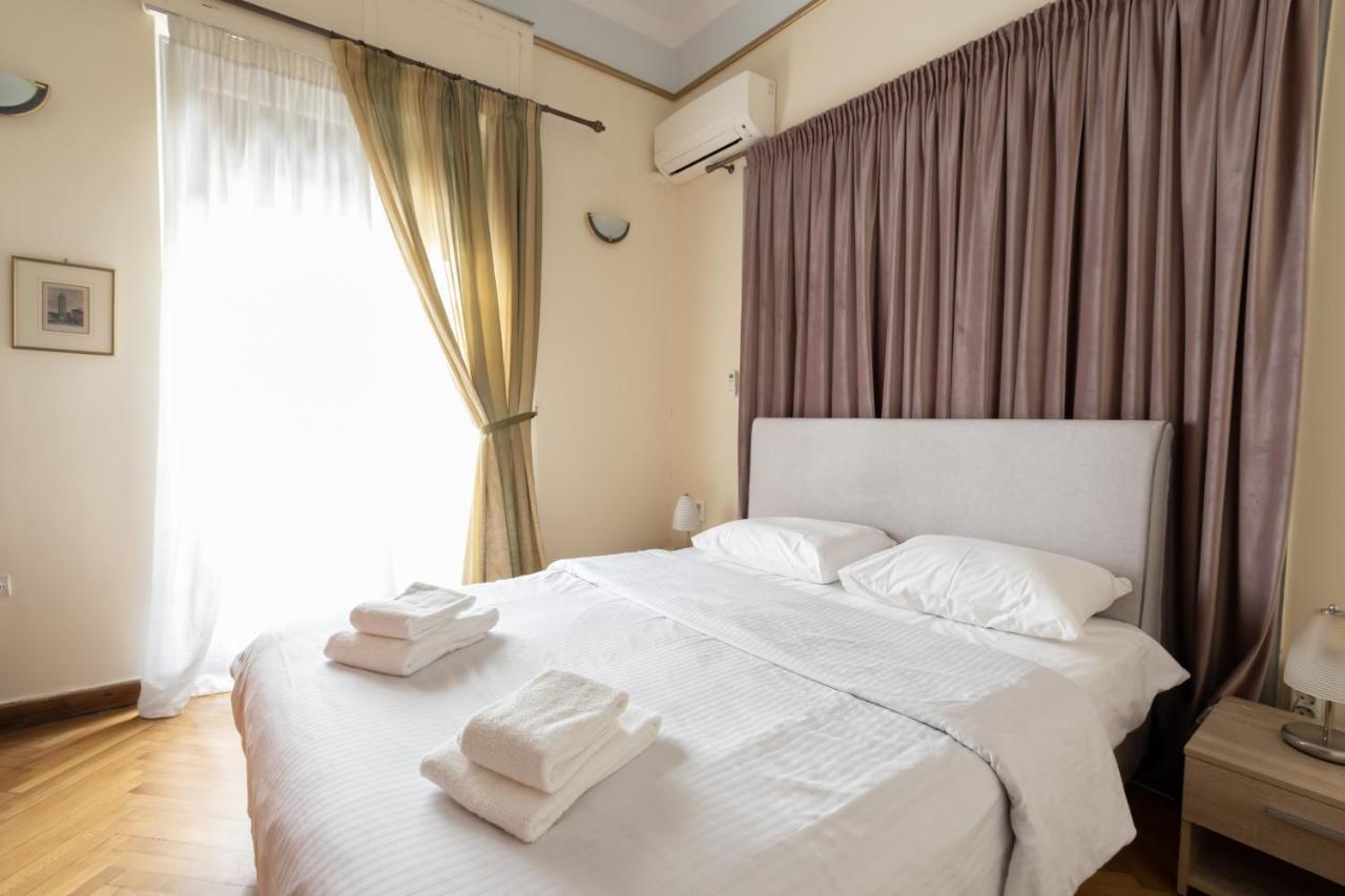 Ideal 4 Bdr Apartment In Plaka For 10! Афіни Екстер'єр фото