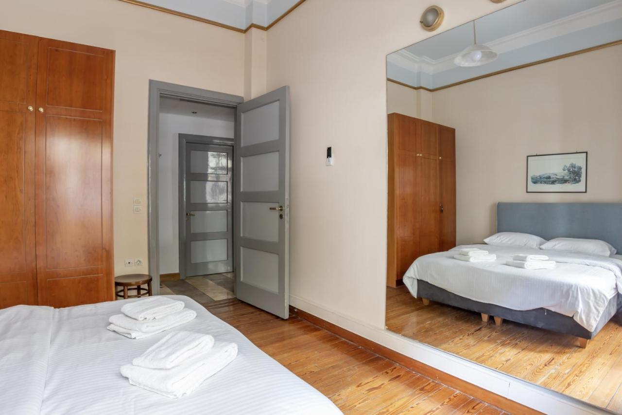 Ideal 4 Bdr Apartment In Plaka For 10! Афіни Екстер'єр фото